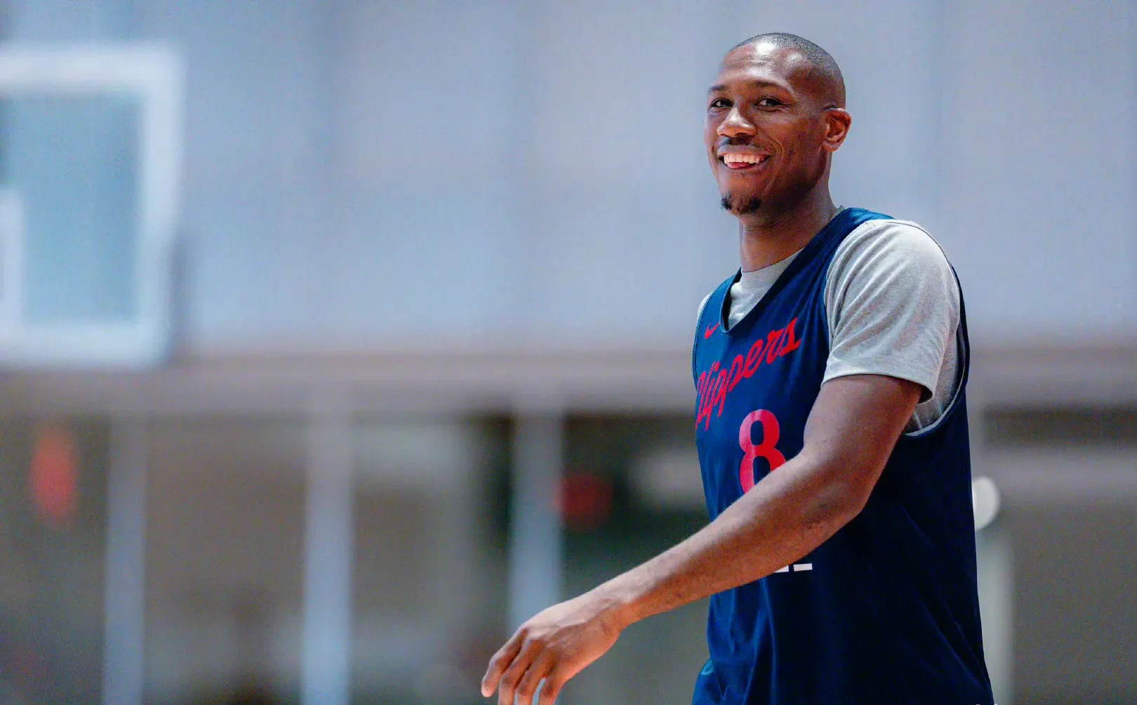 灰熊客场击败快船，取得连胜