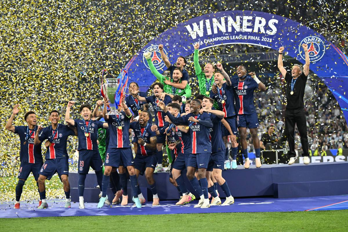 巴黎圣日耳曼击败拜仁慕尼黑，晋级欧冠半决赛