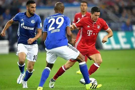 包含顶级赛事焦点对抗擦火花的词条